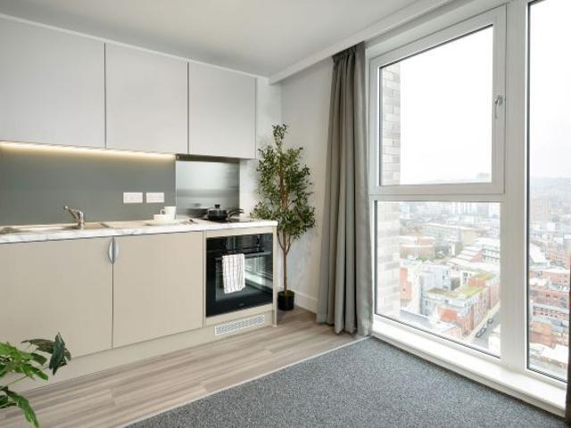 Studio for rent in Saint George's, South Yorkshire