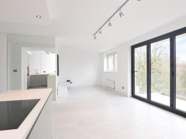 House for rent in Vale of Health, Cat Hill