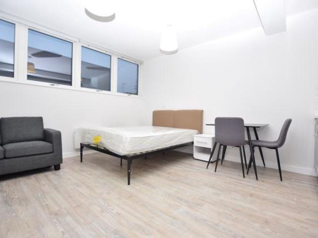 Studio for rent in Neepsend, Kelham