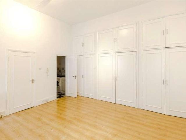 Studio for rent in Bayswater, Greater London