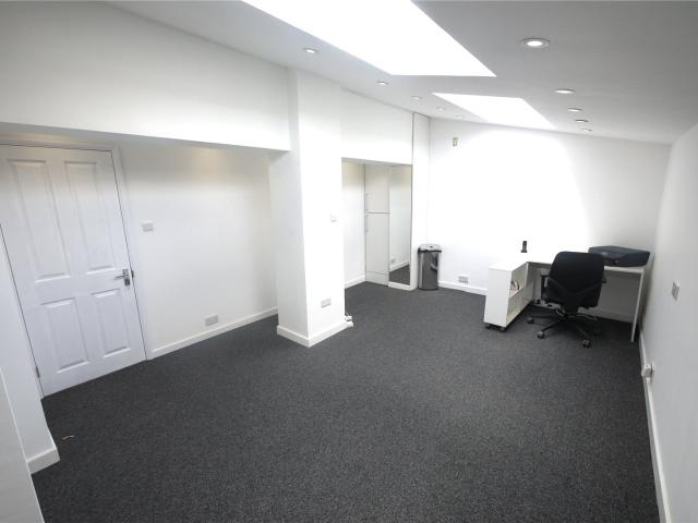 Apartment for rent in Hutton, Navestock Side