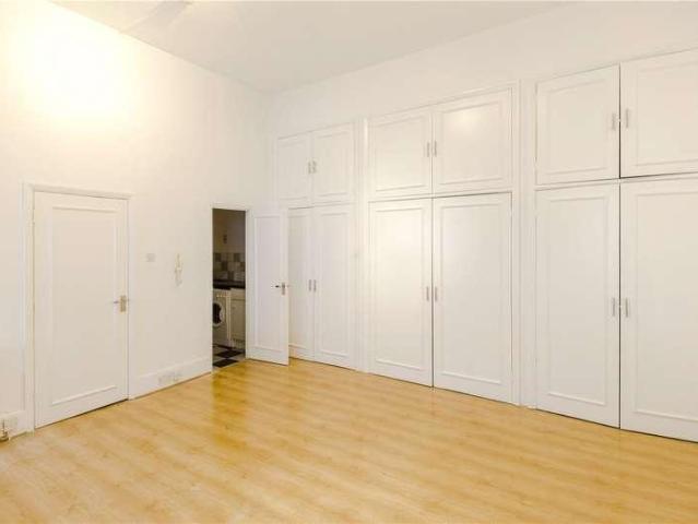 Studio for rent in Bayswater, Greater London