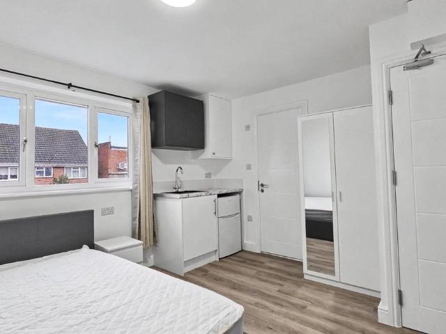Apartment for rent in Midway, Kent