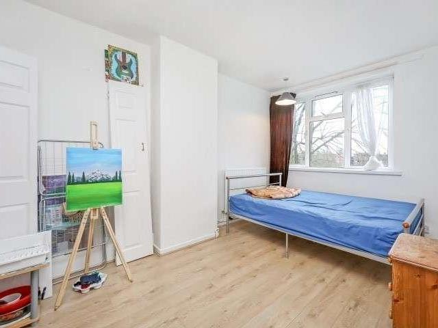 Apartment for rent in Stepney, Greater London
