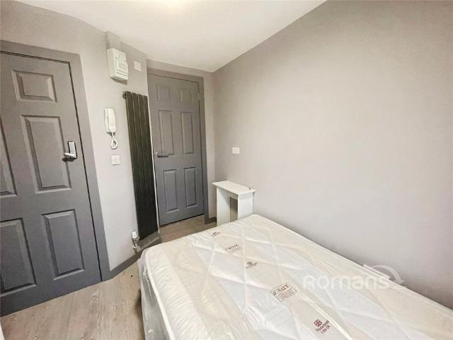 Room for rent in Reading