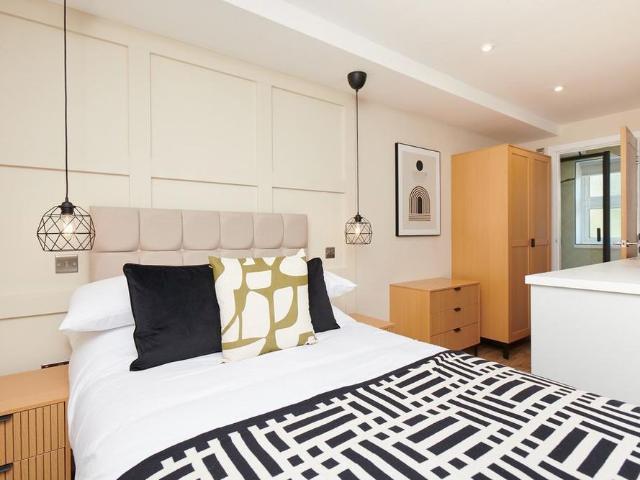 Room for rent in Caldermill, East Midlands