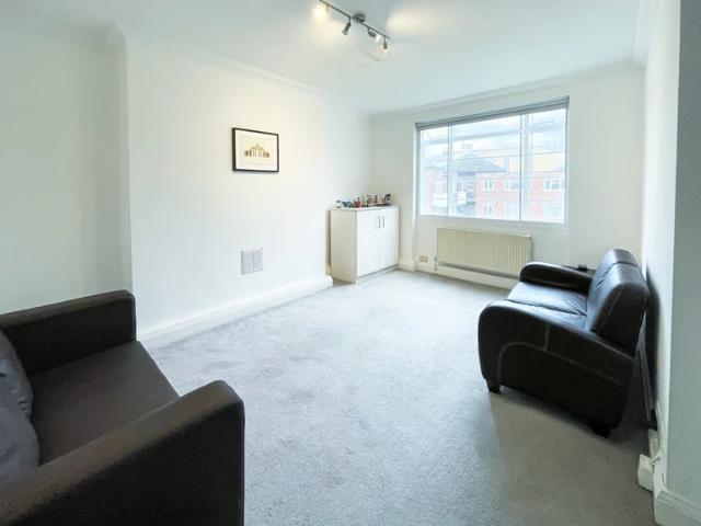 Apartment for rent in St. John's Wood, Greater London
