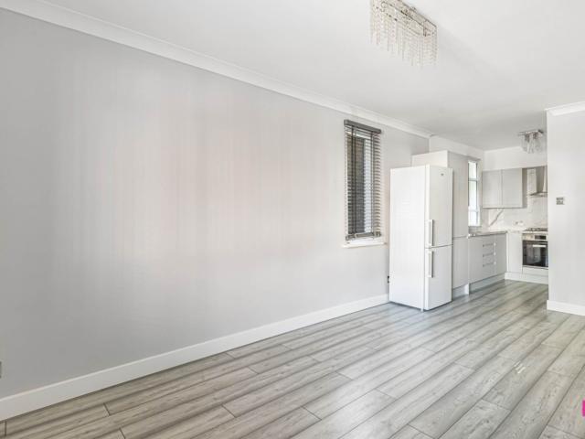 Apartment for rent in Hendon Central, Greater London