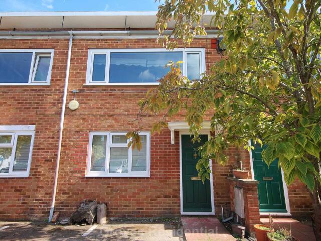 House for rent in Royal Borough of Kingston upon Thames, Greater London