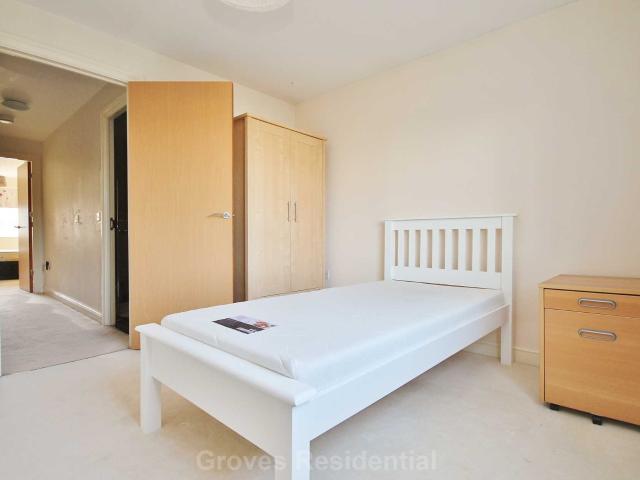 House for rent in Epsom, Cuddington