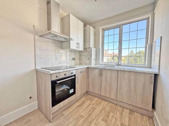 Apartment for rent in Royal Borough of Kingston upon Thames, Greater London