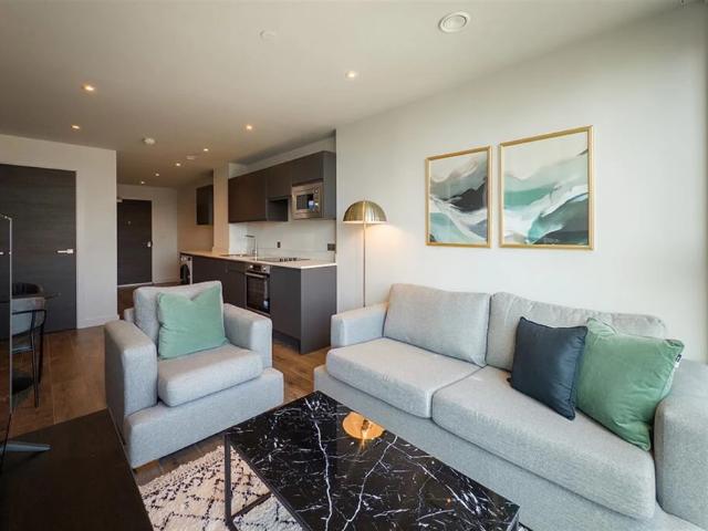 Apartment for rent in City Centre, Salford