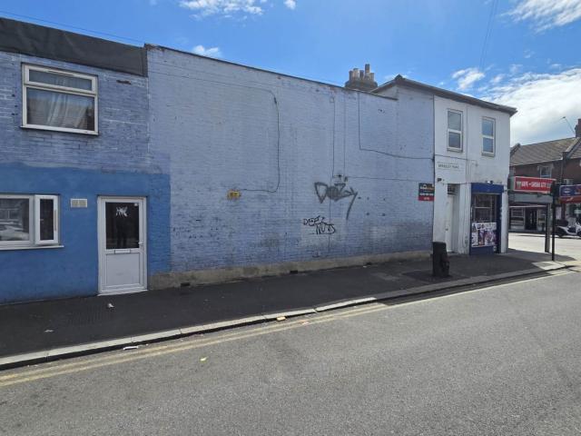 Studio for rent in Manor Park, Greater London
