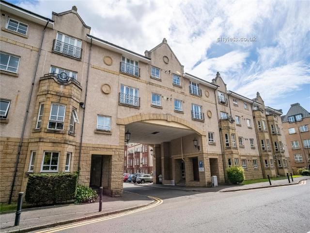 Apartment for rent in Broughton, Scotland