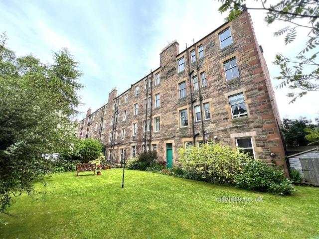 Apartment for rent in Blackford, Scotland