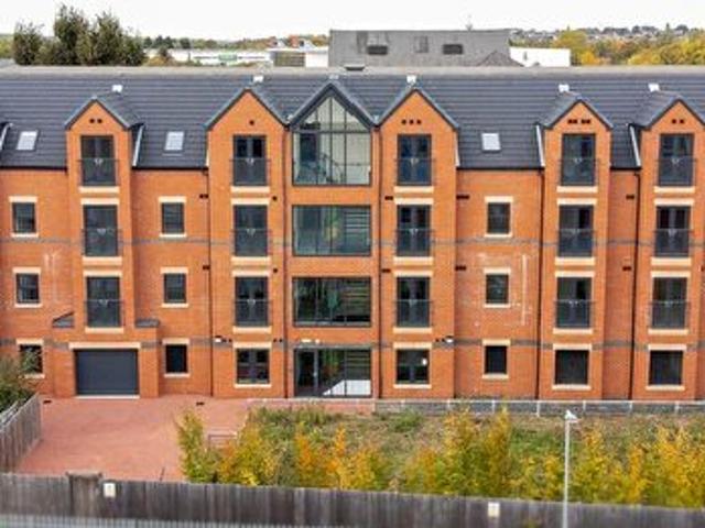 Apartment for rent in Caldermill, East Midlands