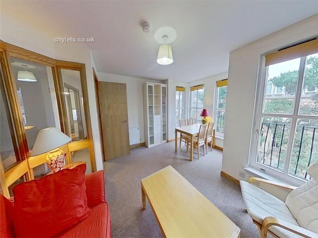 Apartment for rent in Gayfield, Broughton