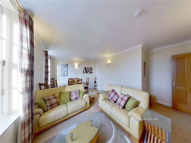 Apartment for rent in Gayfield, Broughton