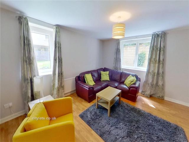 Apartment for rent in Leith, Scotland