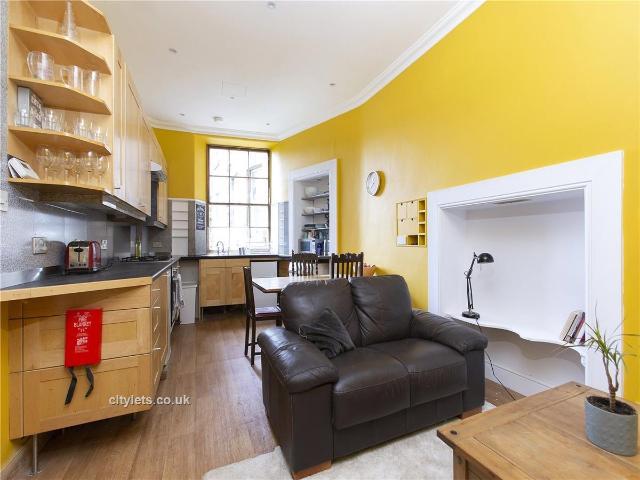 Apartment for rent in Hillside, Leith