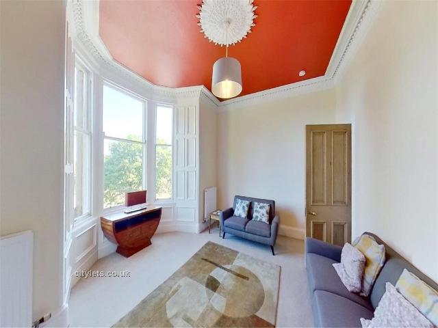 Apartment for rent in Hillside, Leith