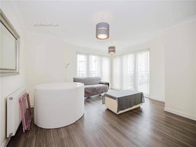 Apartment for rent in Clermiston, Scotland