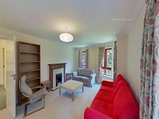 Apartment for rent in Comely Bank, Craigleith
