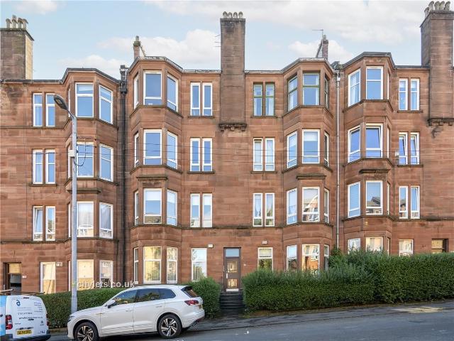 Apartment for rent in The Drives, Dennistoun