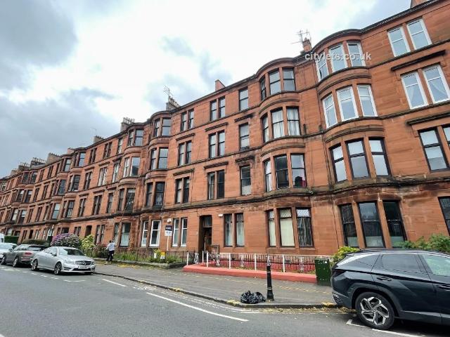 Apartment for rent in Dowanhill, Scotland