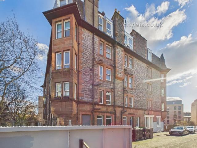 Apartment for rent in Hillside, Leith