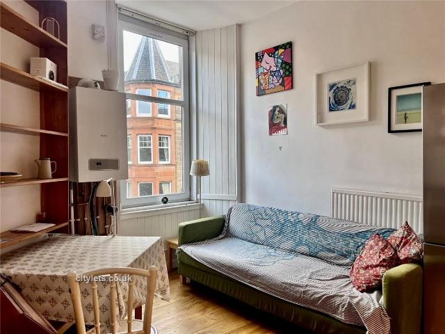 Apartment for rent in Hillside, Leith