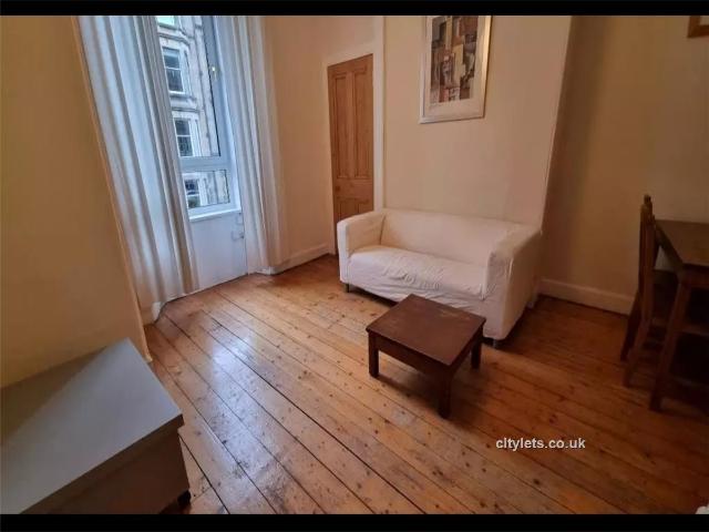Apartment for rent in Hillside, Leith