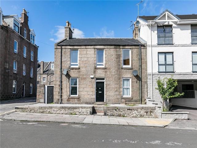 Apartment for rent in Ballindoch, Scotland