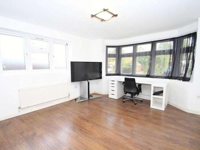 House for rent in Denham, Denham