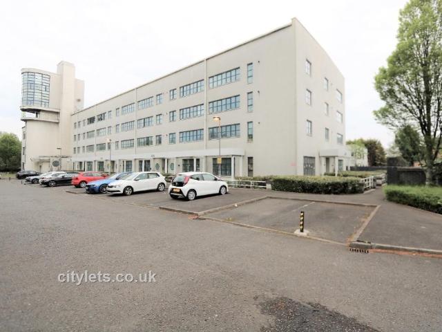 Apartment for rent in West Drumoyne, Scotland