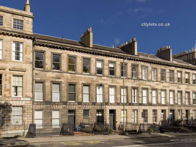 Apartment for rent in Greenside, Leith