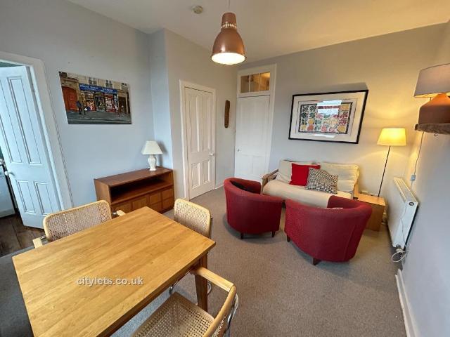 Apartment for rent in Hillside, Leith