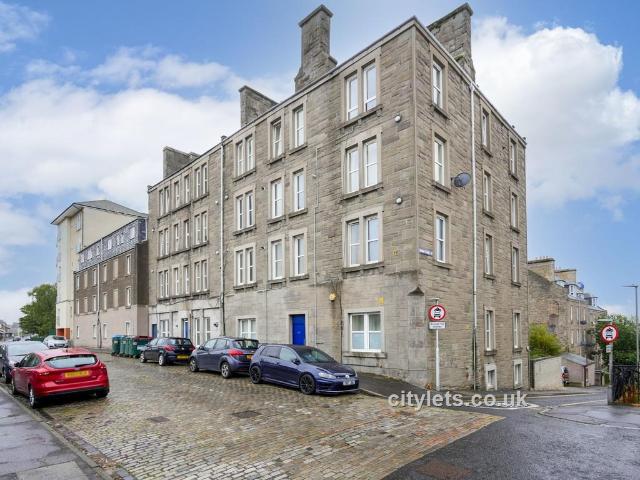 Apartment for rent in Hilltown, Scotland