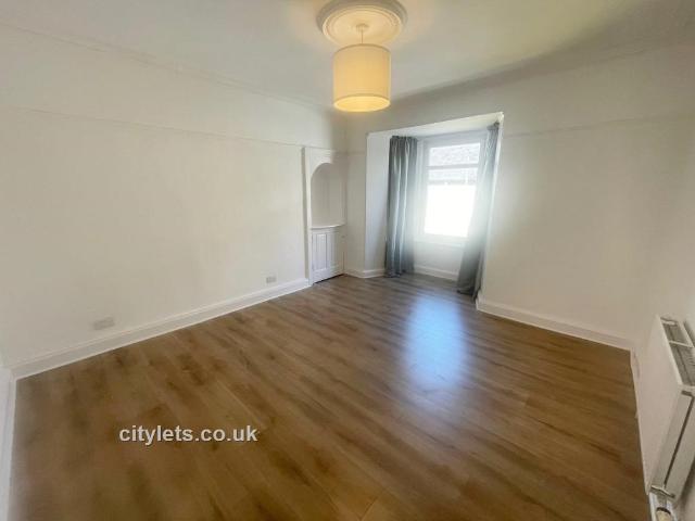 Apartment for rent in Largs, Netherhall