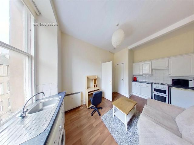 Apartment for rent in Lorne, Leith