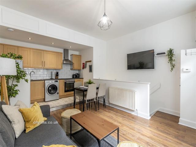Apartment for rent in Hillside, Leith