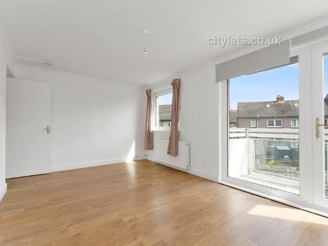 Apartment for rent in Redhall, Scotland
