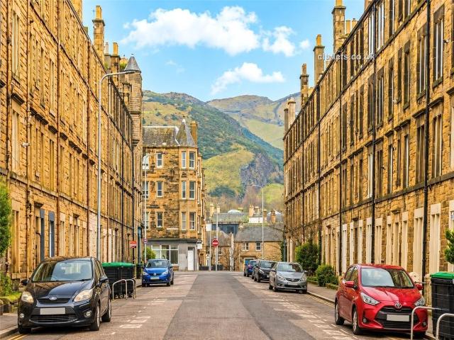 Apartment for rent in Meadowbank, Scotland