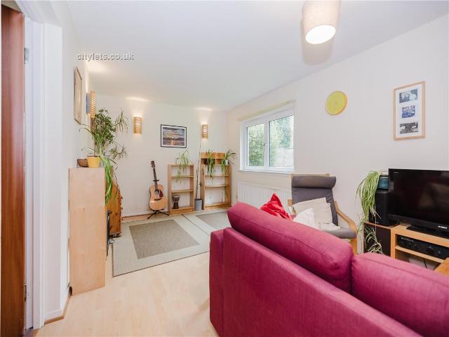 Apartment for rent in Comiston, Scotland