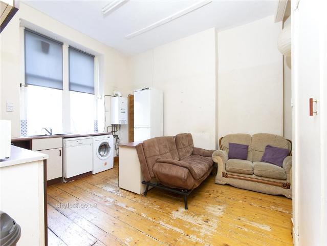 Apartment for rent in Morningside, Scotland