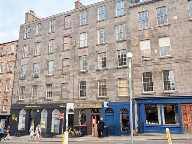 Apartment for rent in Broughton, Scotland