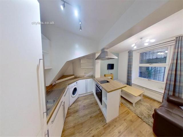 Apartment for rent in Gayfield, Broughton