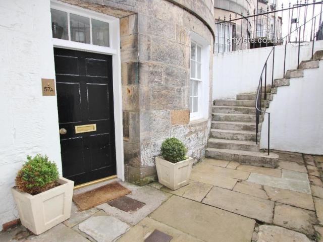 Apartment for rent in New Town, Scotland