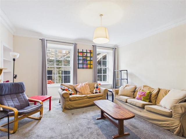 Apartment for rent in Broughton, Scotland