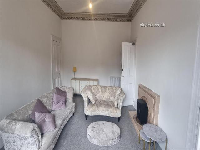 Apartment for rent in Southside, Scotland